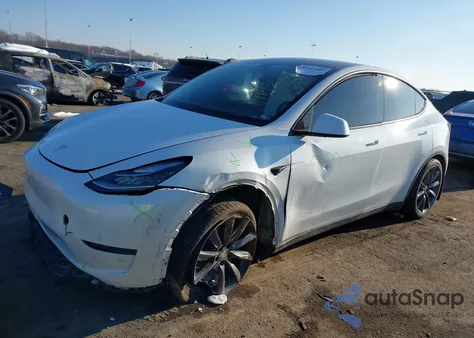 2021 Tesla Model Y Long Range Dual Motor All-Wheel Drive from USA, damaged, VIN 5YJYGDEE7MF202299